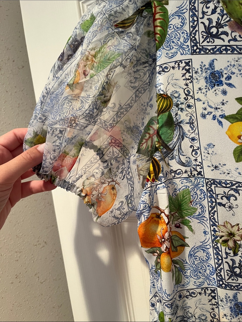 Alice + Olivia White Blue Multi Fruit Print Puff Sleeve Blouse - Picture 5 of 8